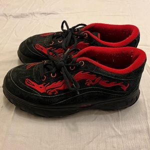 Vintage suede “Dragon” skate-shoes by 81